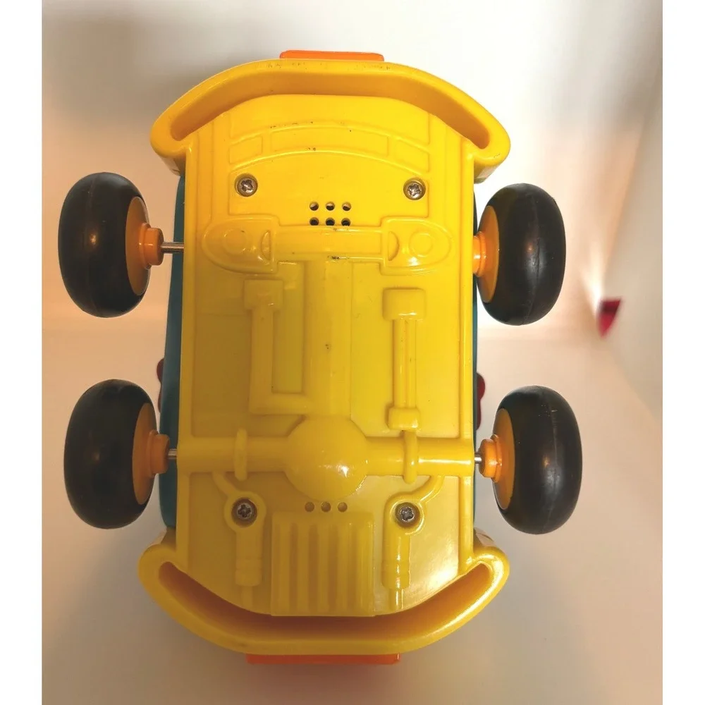 Flower Power Toy Pull Back Car Teal‎ Yellow Daisy Smiling Face Toddler Toy